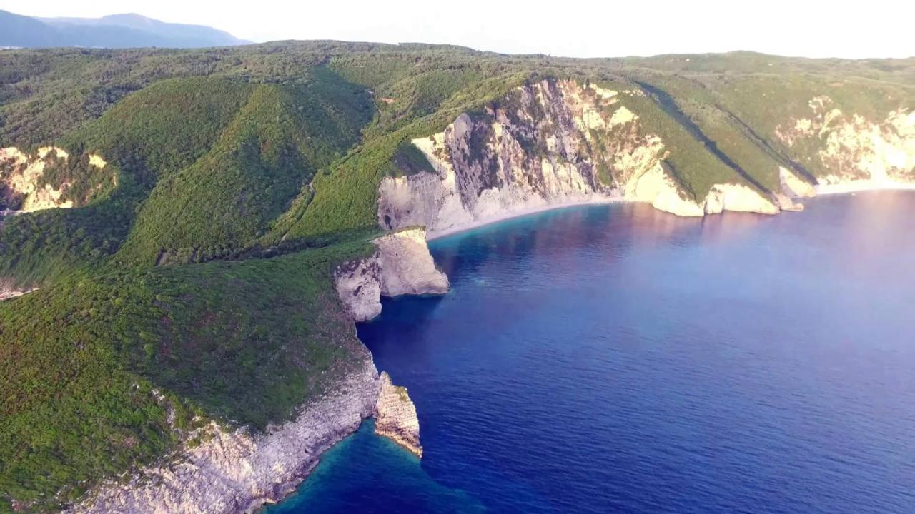 Casa Nuova Villa Лиападес Екстериор снимка