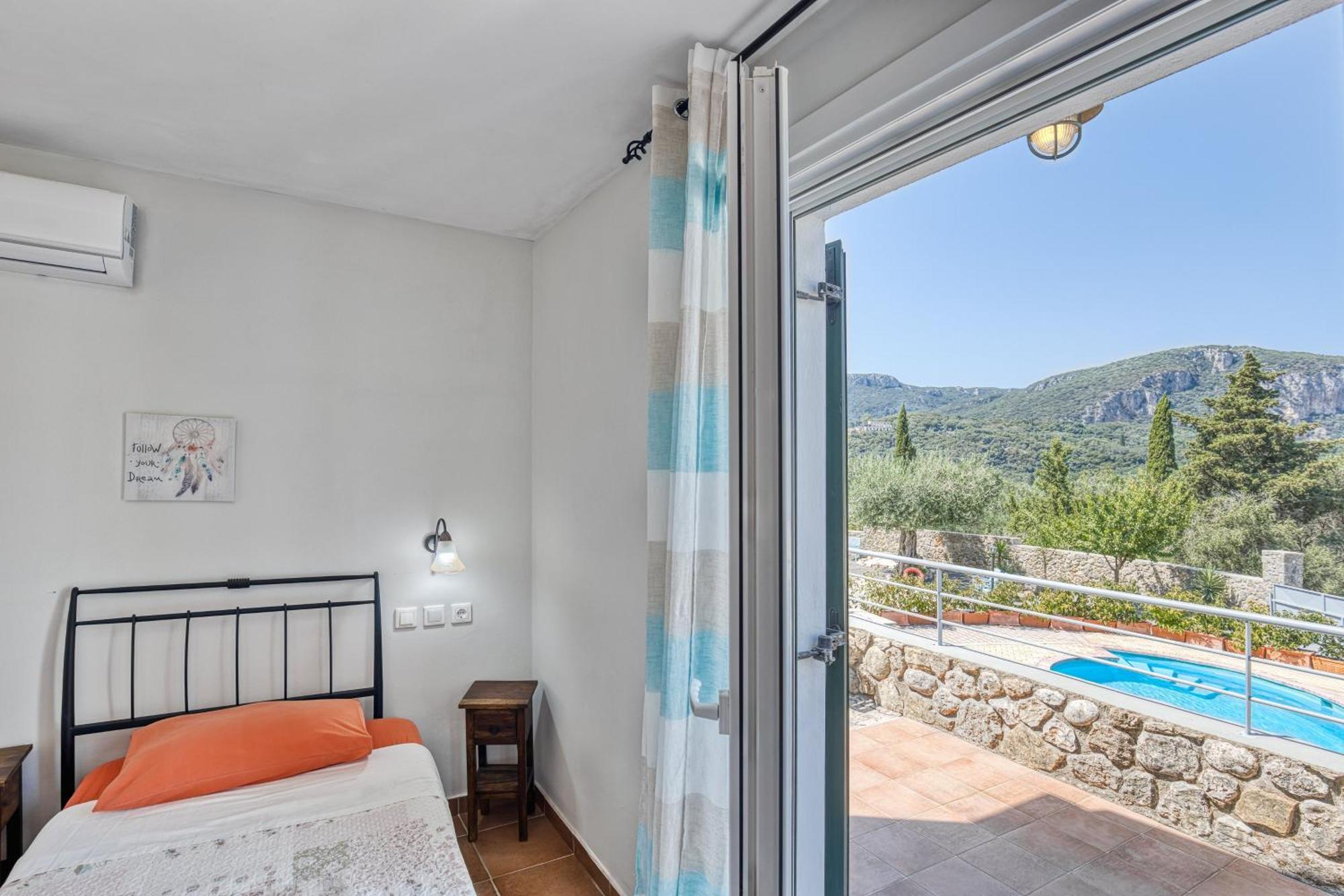 Casa Nuova Villa Лиападес Екстериор снимка