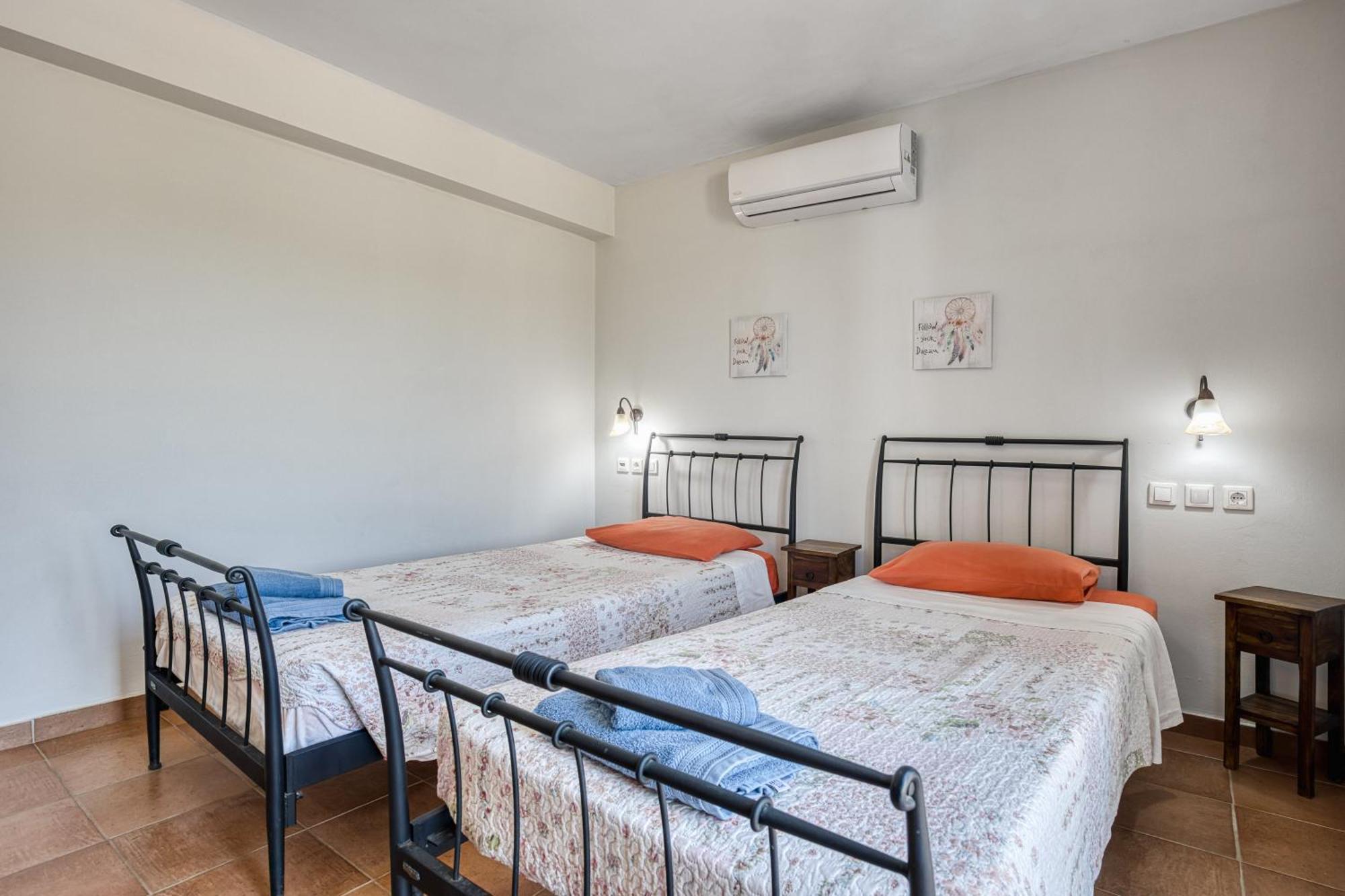 Casa Nuova Villa Лиападес Екстериор снимка