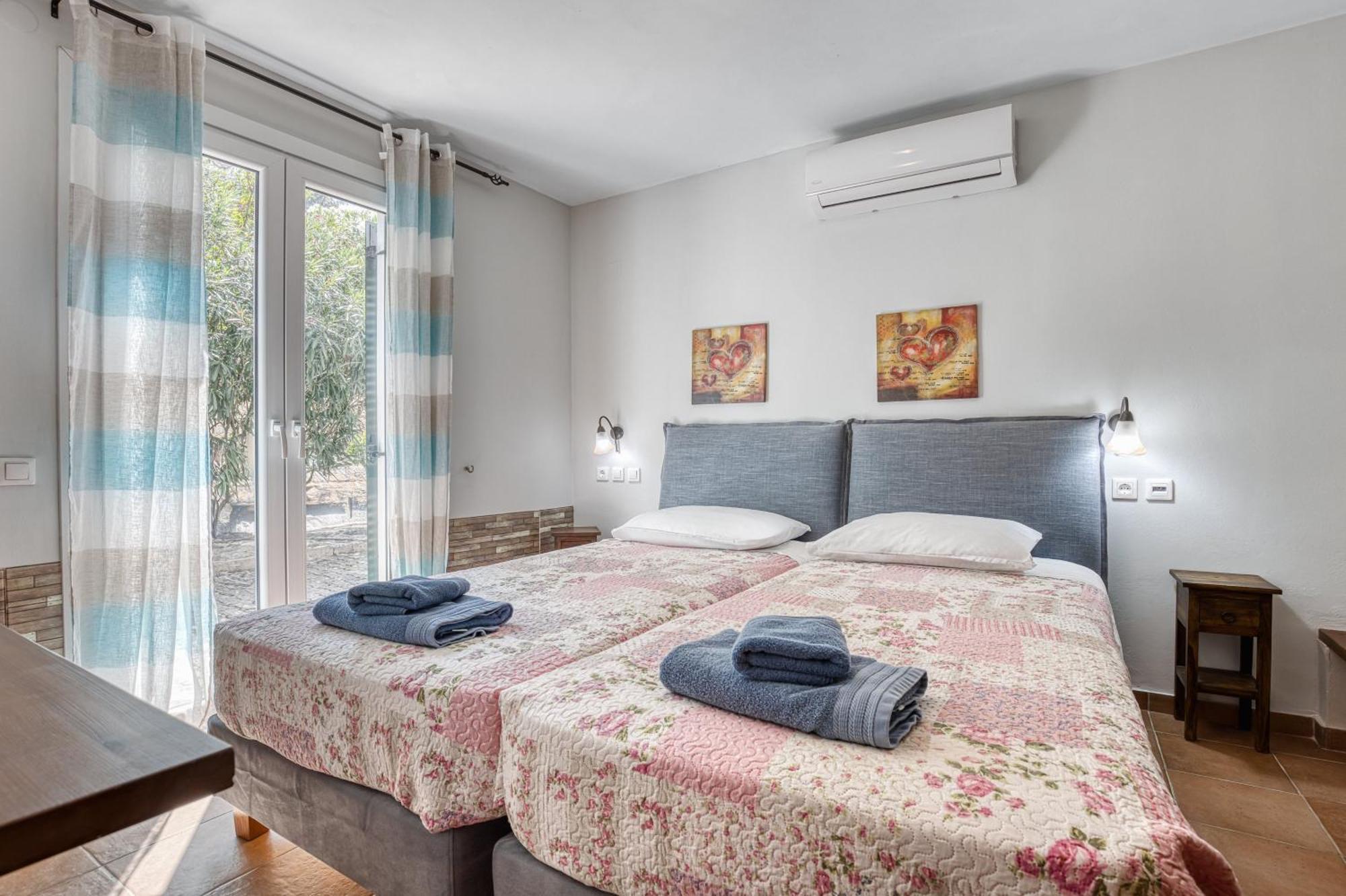 Casa Nuova Villa Лиападес Екстериор снимка